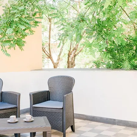 Con Terrazza Appartement